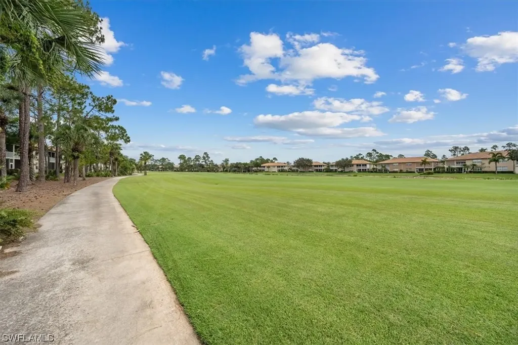 3981 Bishopwood Court E Naples FL 34114