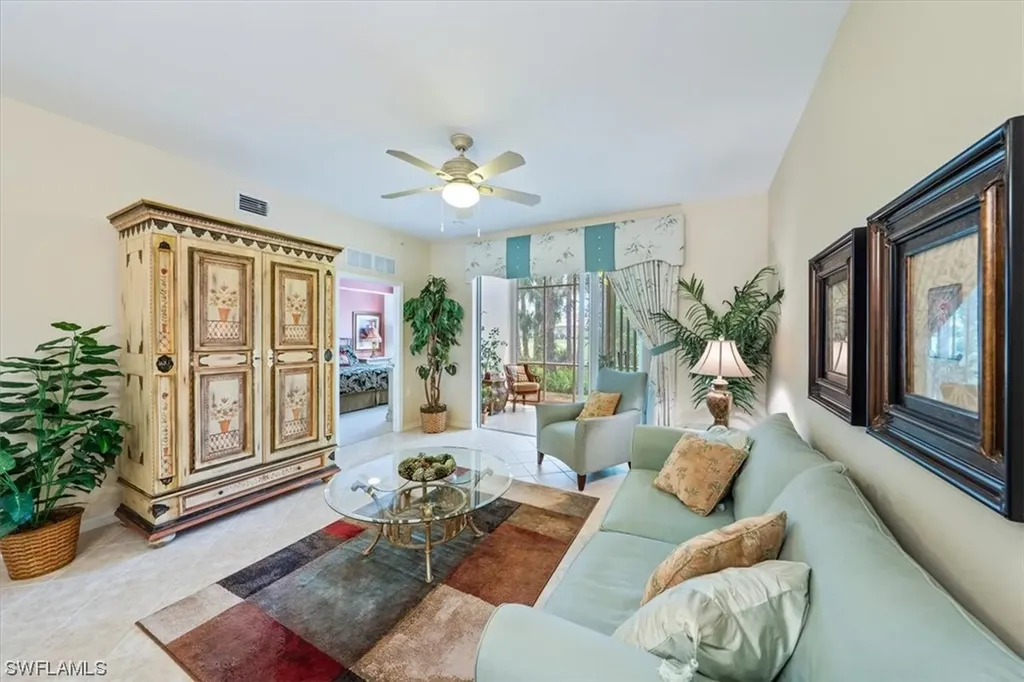 3981 Bishopwood Court E Naples FL 34114