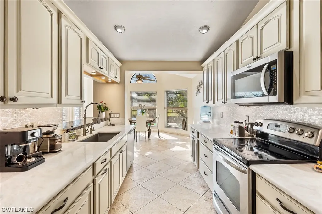 2271 Oakes Boulevard Naples FL 34119