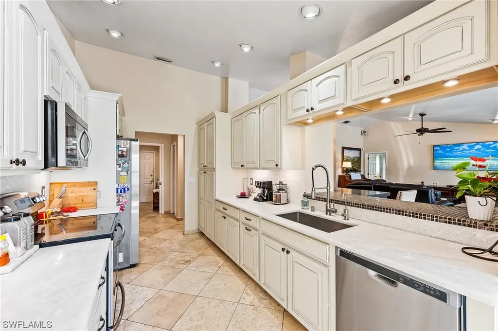 2271 Oakes Boulevard Naples FL 34119