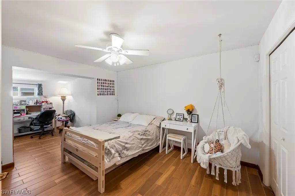 2271 Oakes Boulevard Naples FL 34119