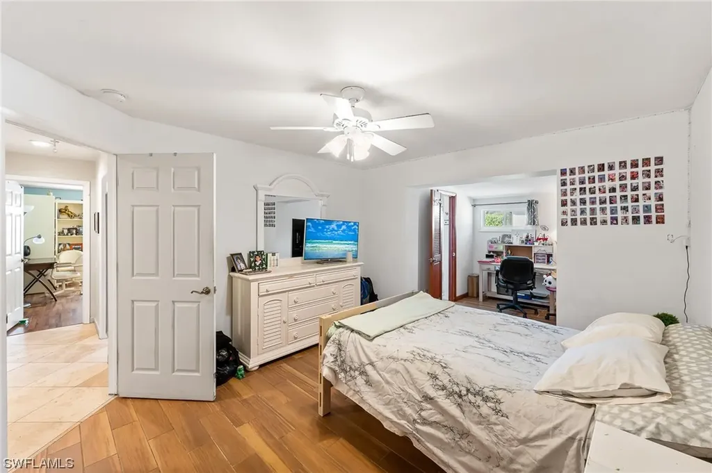 2271 Oakes Boulevard Naples FL 34119
