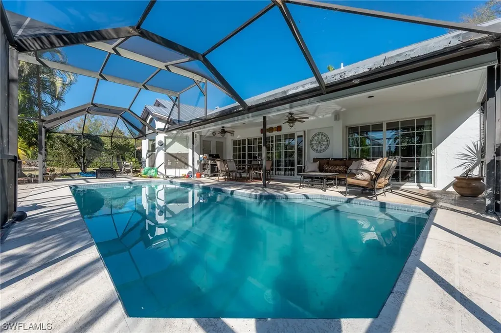 2271 Oakes Boulevard Naples FL 34119