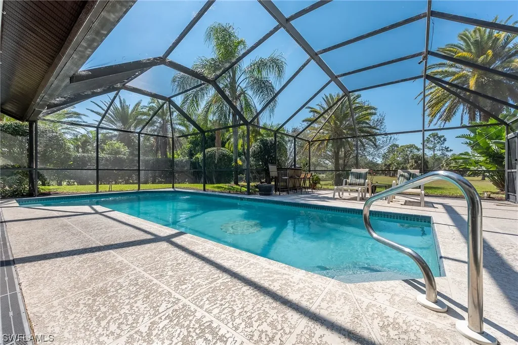 2271 Oakes Boulevard Naples FL 34119