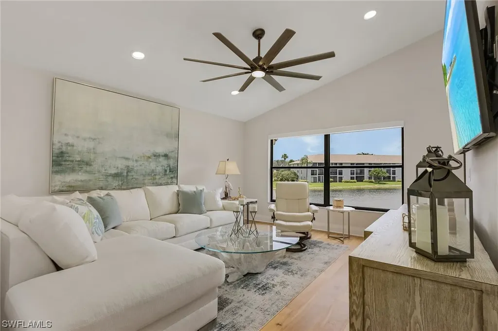 Naples FL, 191 Fox Glen Drive, Unit 1-191