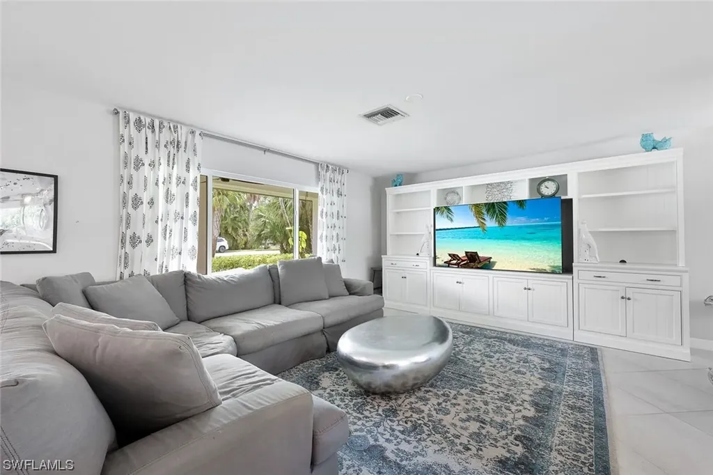 9949 Winchester Wood Naples FL 34109