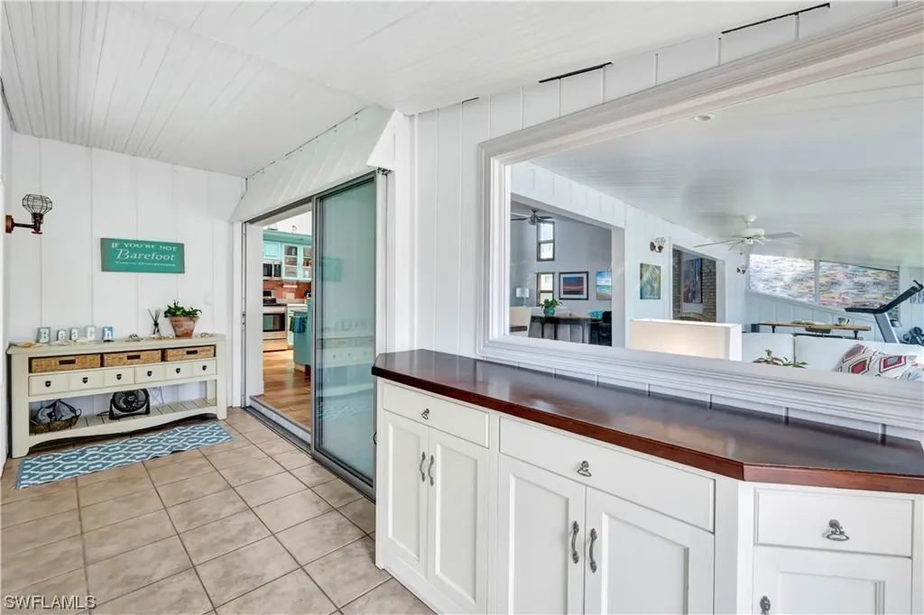 1600 Port Avenue Naples FL 34104