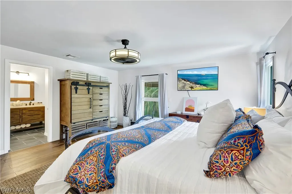 1600 Port Avenue Naples FL 34104