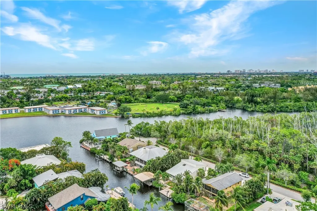 1600 Port Avenue Naples FL 34104