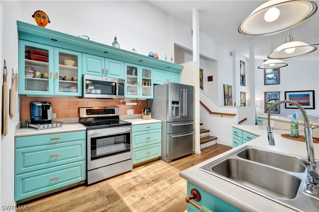 1600 Port Avenue Naples FL 34104
