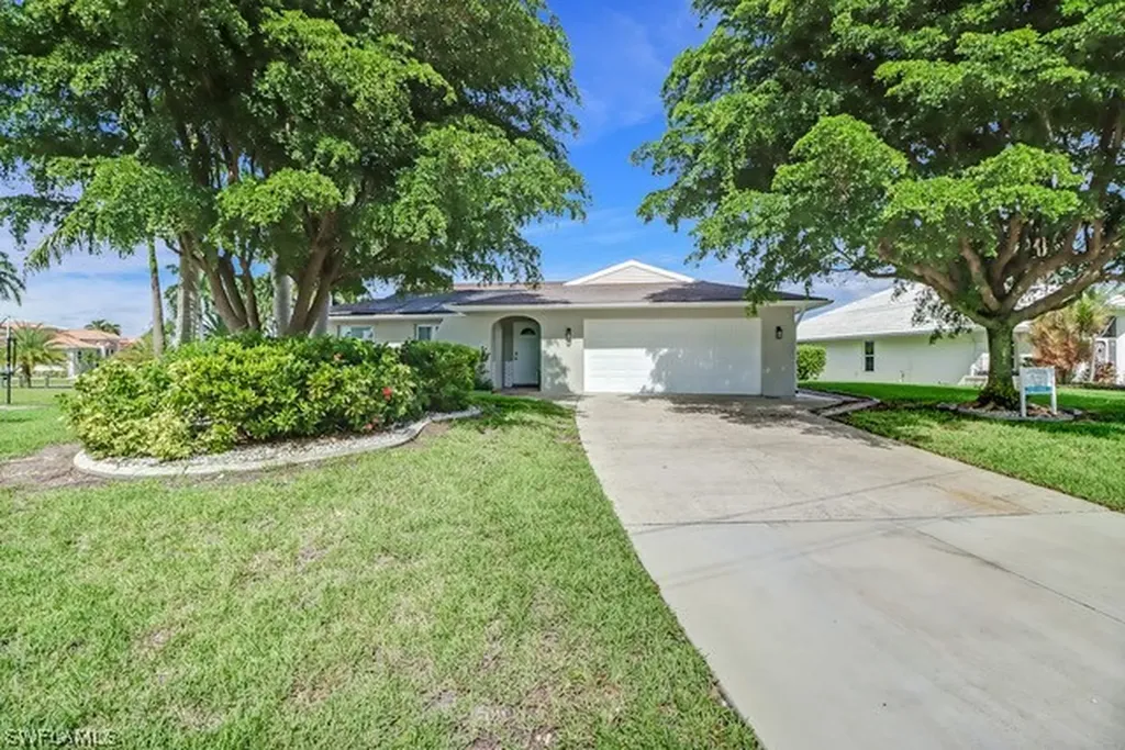 3522 SE 17th Avenue Cape Coral FL 33904