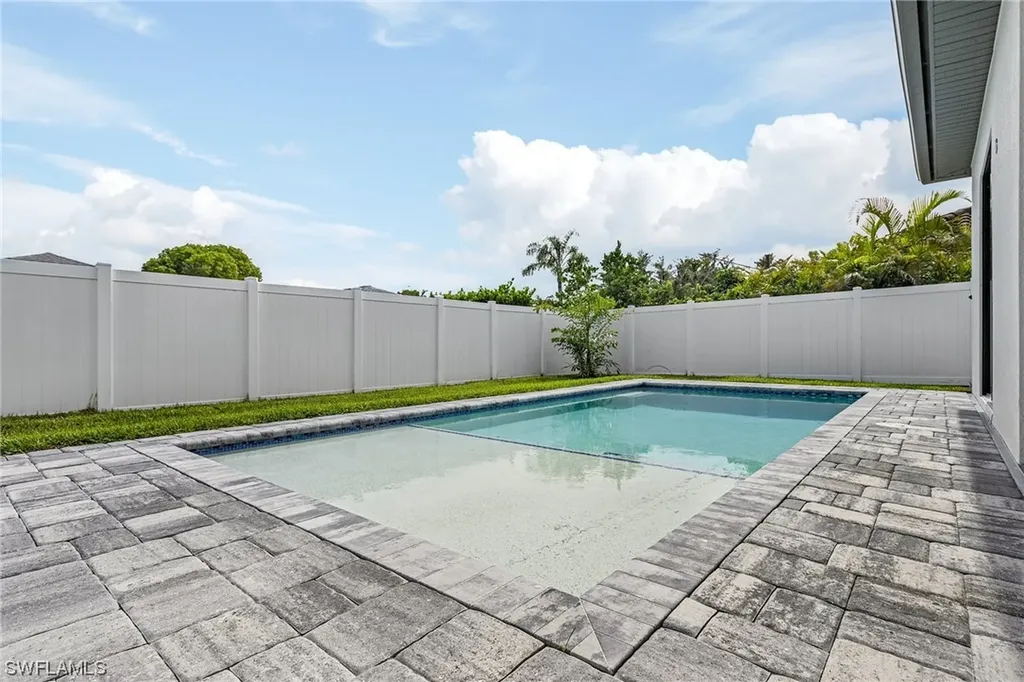 845 103rd Avenue N Naples FL 34108