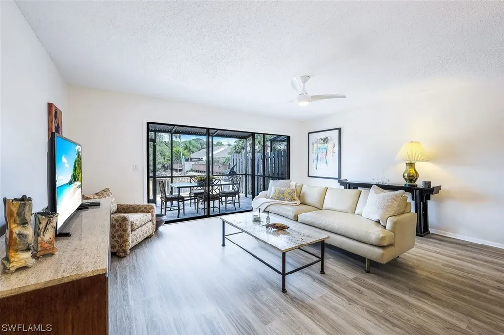 823 Meadowland Drive Naples FL 34108