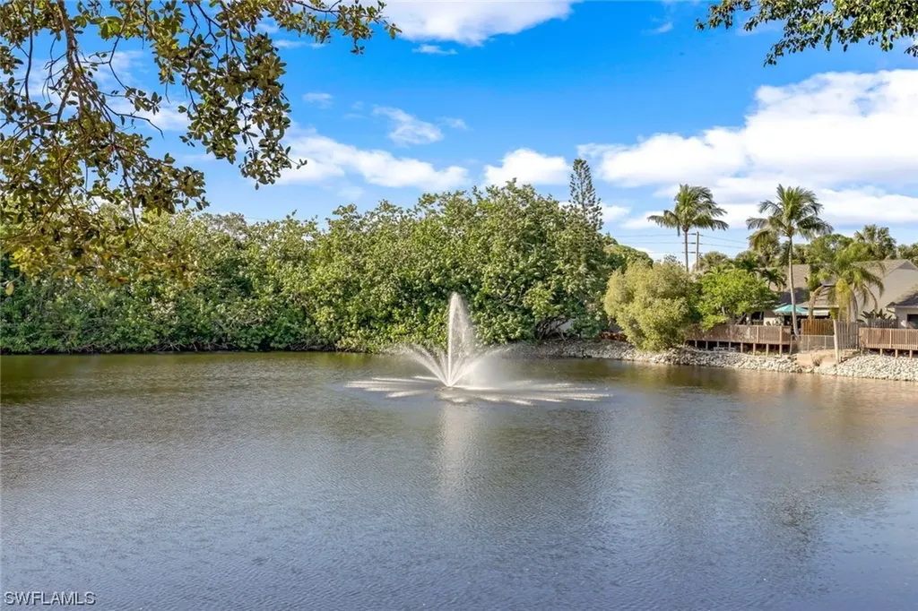 823 Meadowland Drive Naples FL 34108