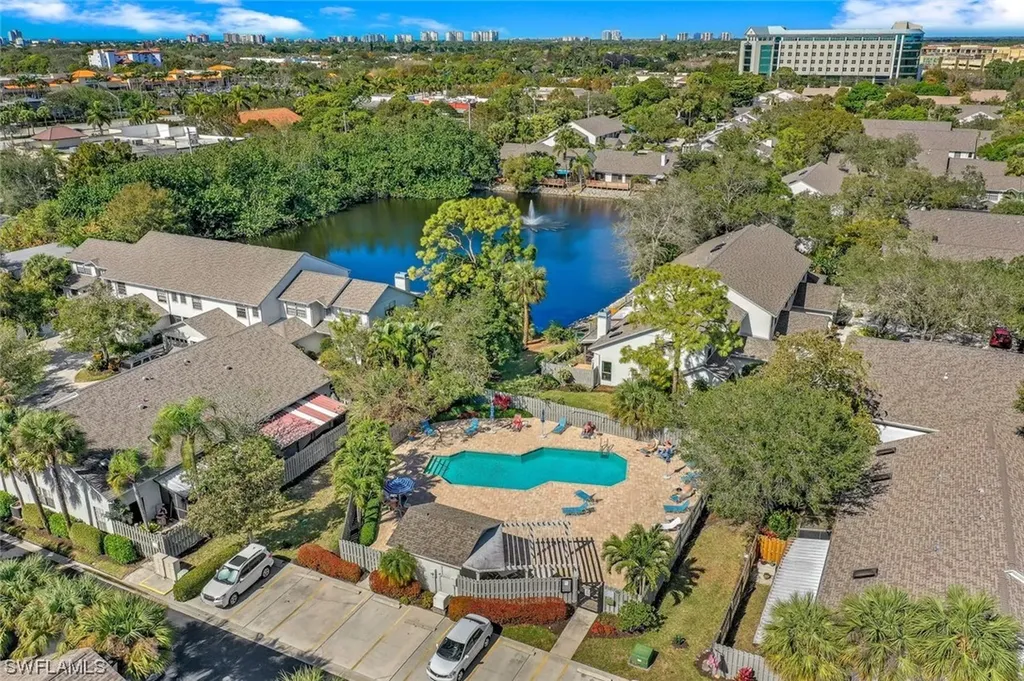 823 Meadowland Drive Naples FL 34108