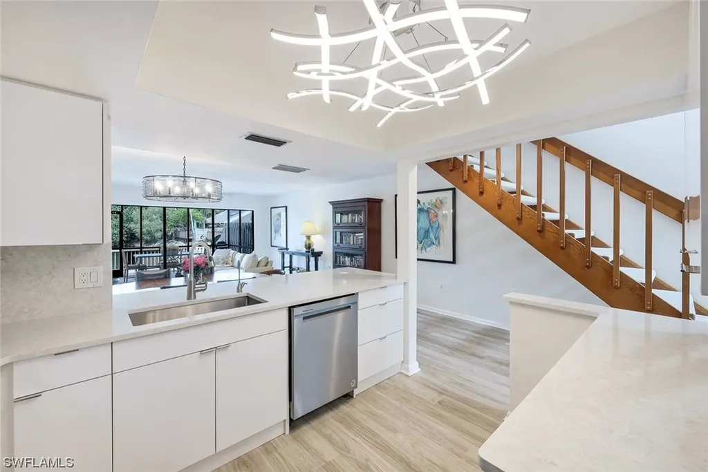 823 Meadowland Drive Naples FL 34108