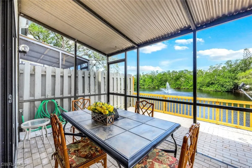 823 Meadowland Drive Naples FL 34108