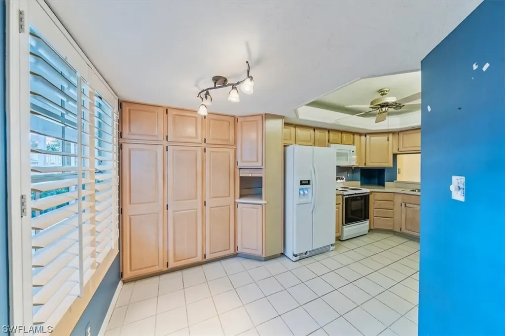 1200 Misty Pines Circle Naples FL 34105