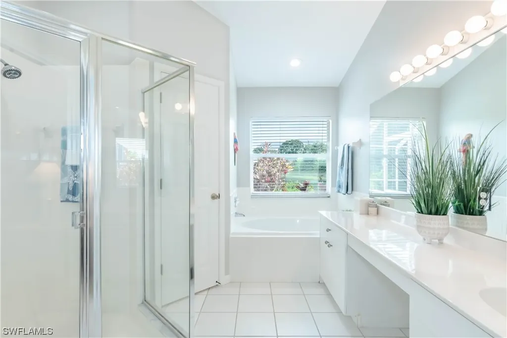7660 Groves Road Naples FL 34109