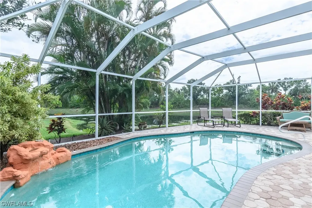 7660 Groves Road Naples FL 34109
