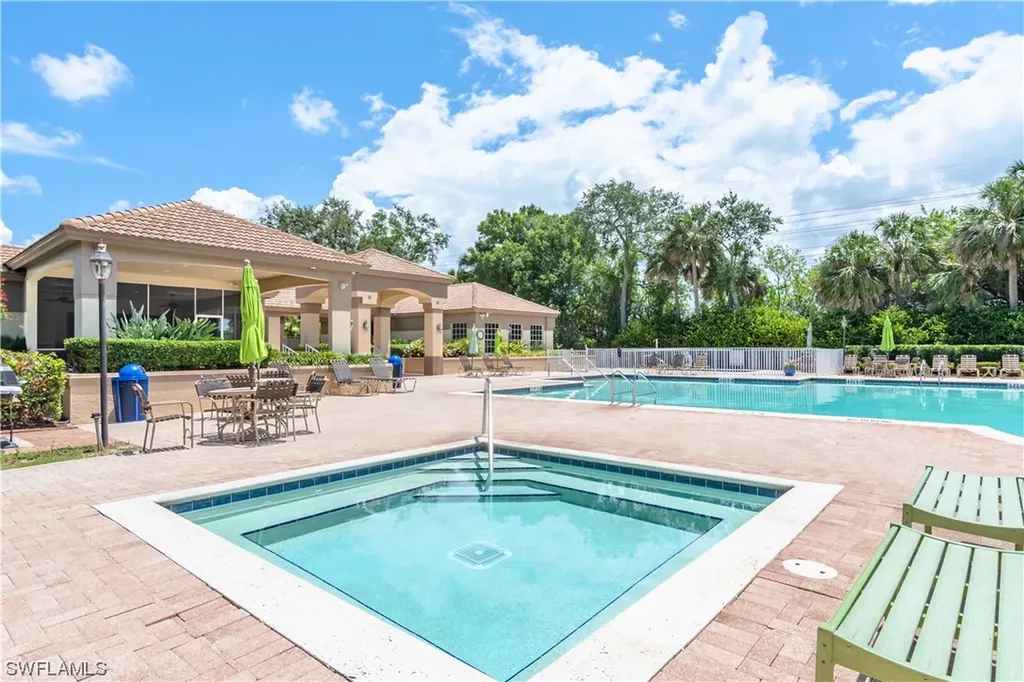 7660 Groves Road Naples FL 34109