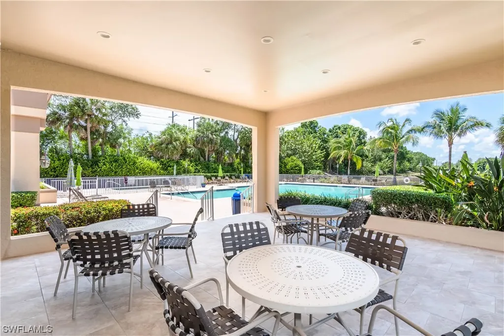 7660 Groves Road Naples FL 34109