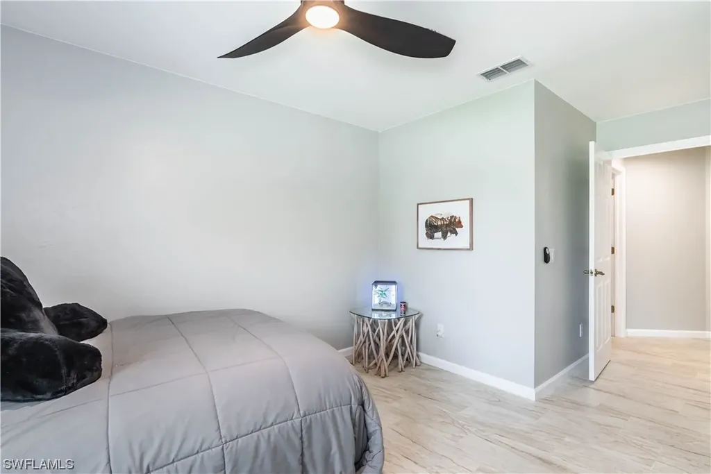 7660 Groves Road Naples FL 34109