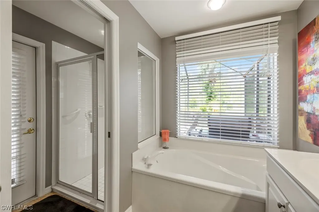 9154 Shadow Glen Way Fort Myers FL 33913