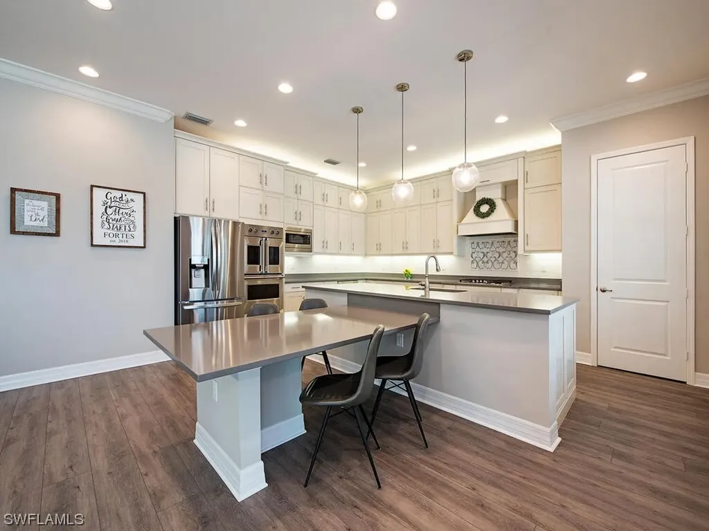 4682 Azalea Drive Naples FL 34119