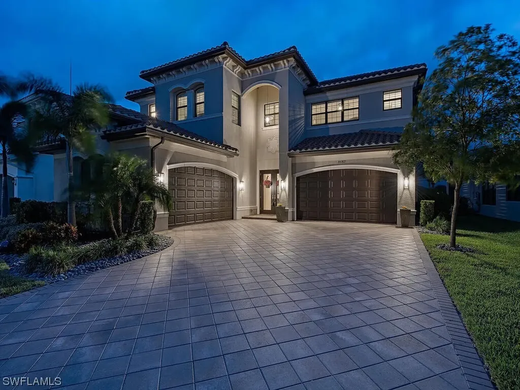4682 Azalea Drive Naples FL 34119