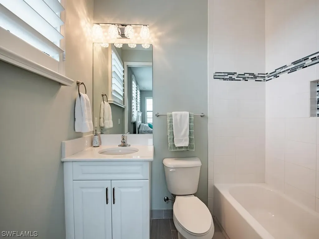 4682 Azalea Drive Naples FL 34119