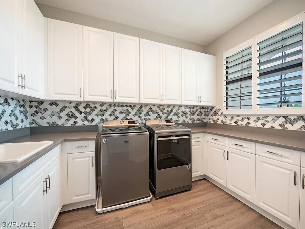4682 Azalea Drive Naples FL 34119