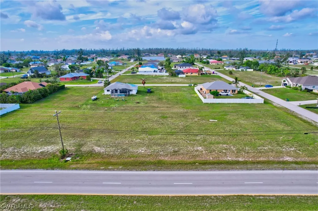 2122 Embers Parkway Cape Coral FL 33993