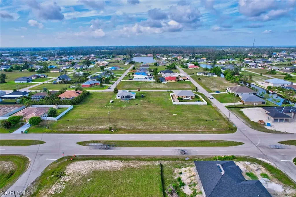 2122 Embers Parkway Cape Coral FL 33993