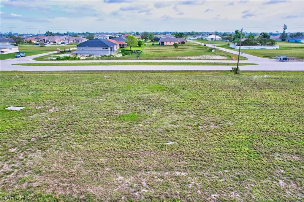 2122 Embers Parkway Cape Coral FL 33993