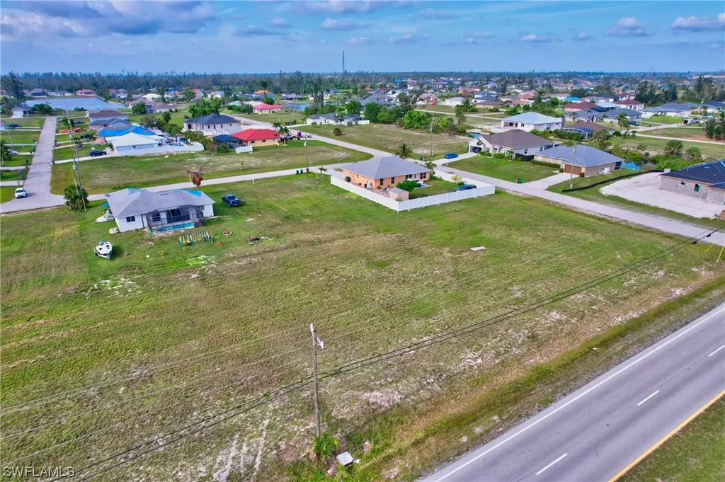 2122 Embers Parkway Cape Coral FL 33993