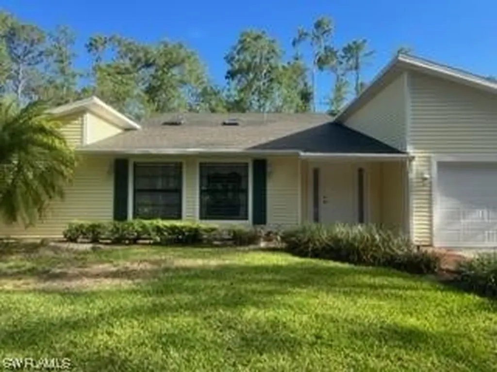 5074 Tallowood Way Naples FL 34116