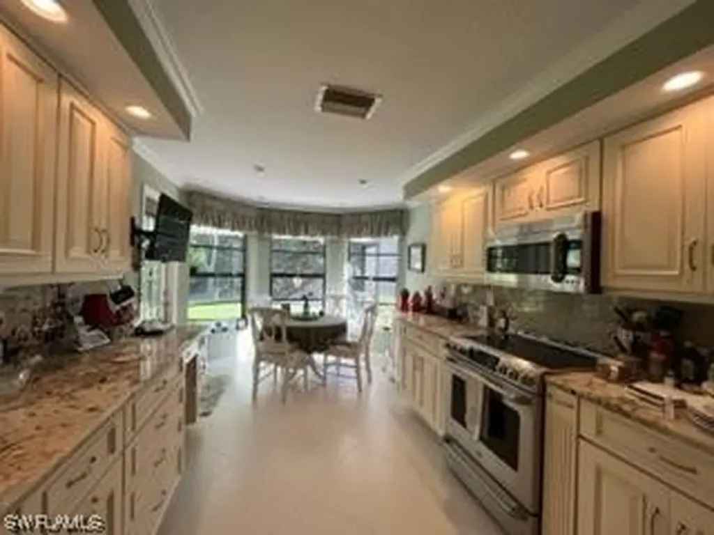 5074 Tallowood Way Naples FL 34116