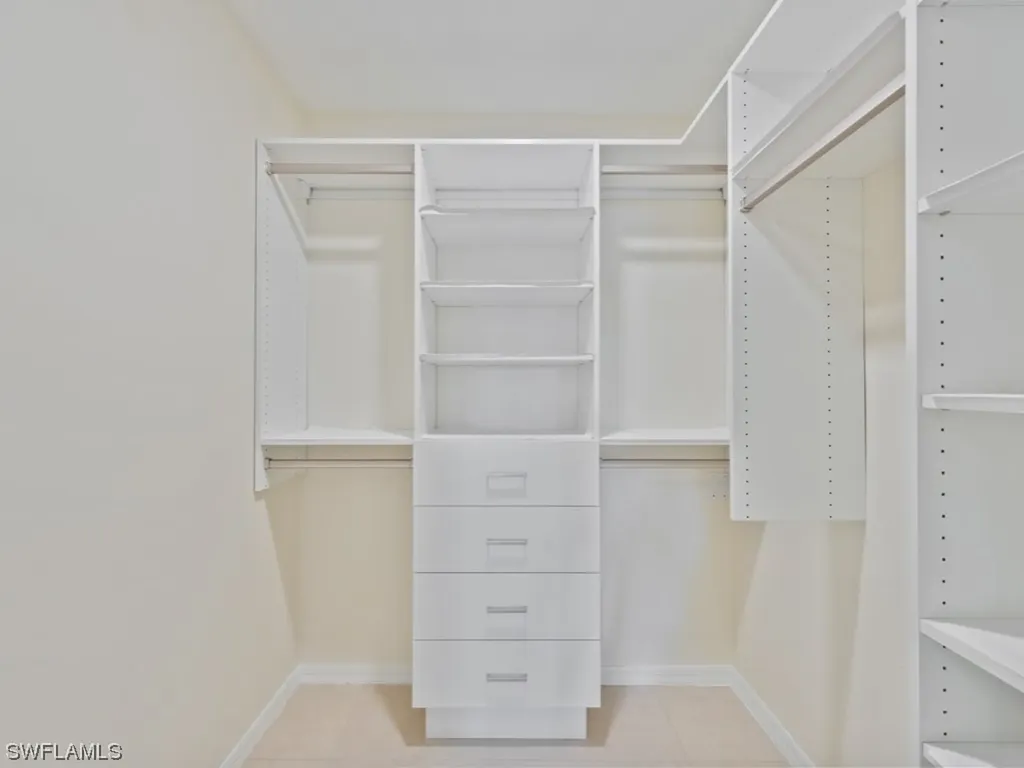 917 Belville Boulevard Naples FL 34104