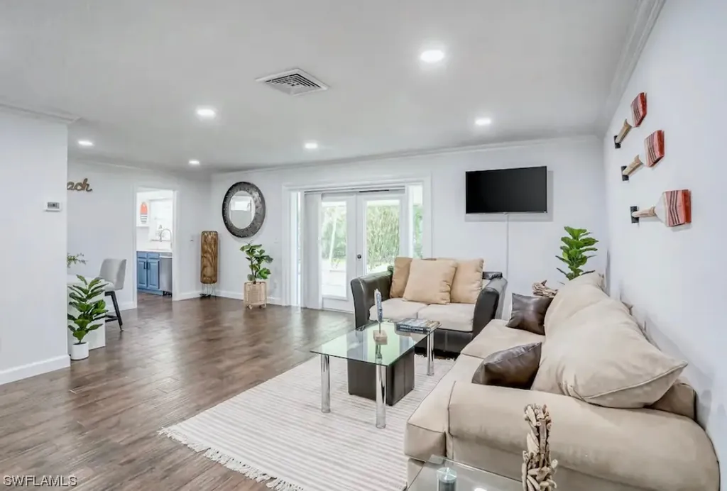 1277 Westlake Boulevard Naples FL 34103