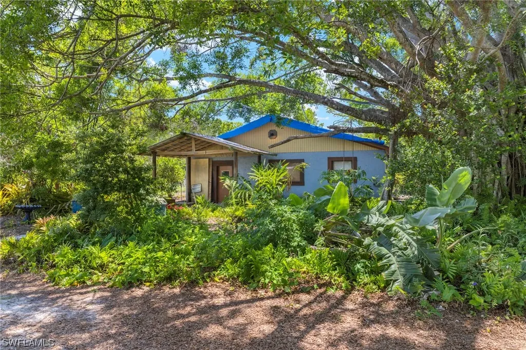 13100 Pinto Lane Fort Myers FL 33912