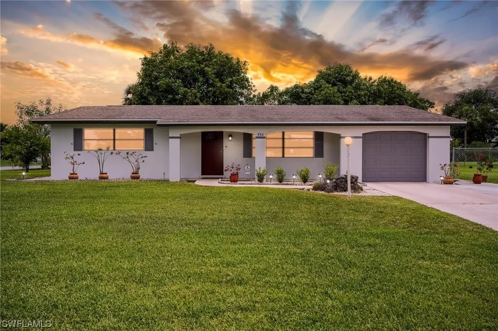 534 Pennview Avenue Lehigh Acres FL 33936