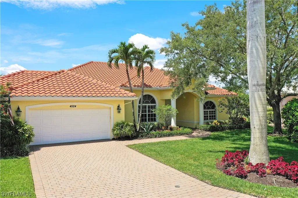 4524 Merganser Court Naples FL 34119