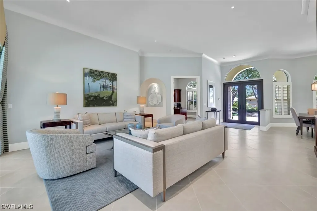 12590 Colliers Reserve Drive Naples FL 34110