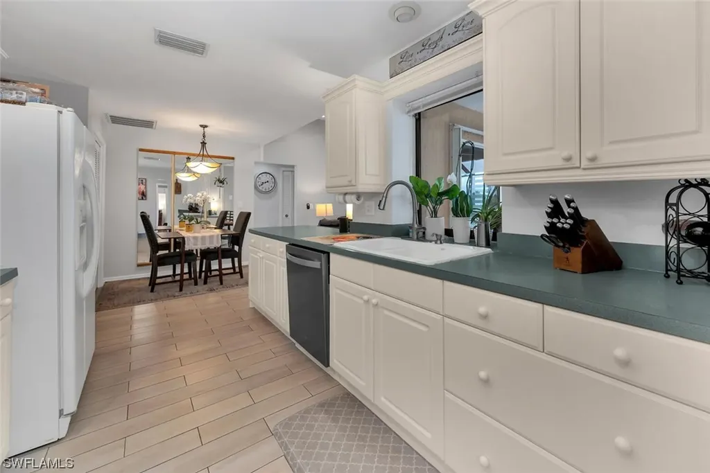 3332 Arlette Drive Naples FL 34109