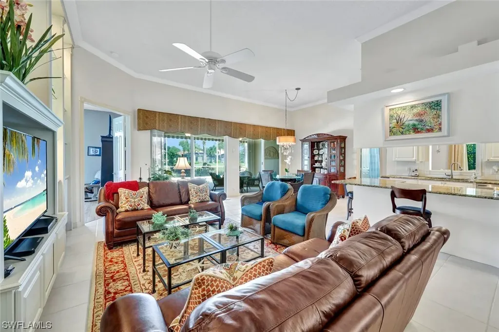 4313 Queen Elizabeth Way Naples FL 34119