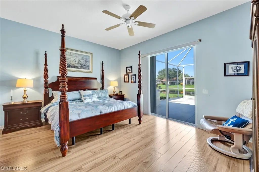 4313 Queen Elizabeth Way Naples FL 34119