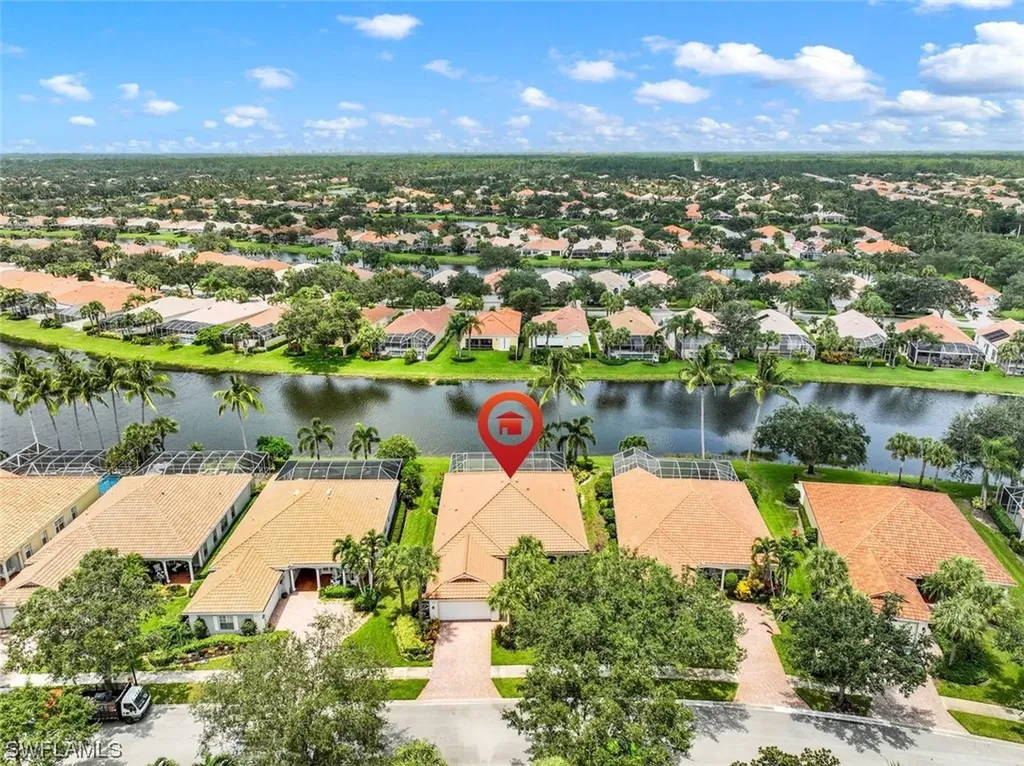 4313 Queen Elizabeth Way Naples FL 34119