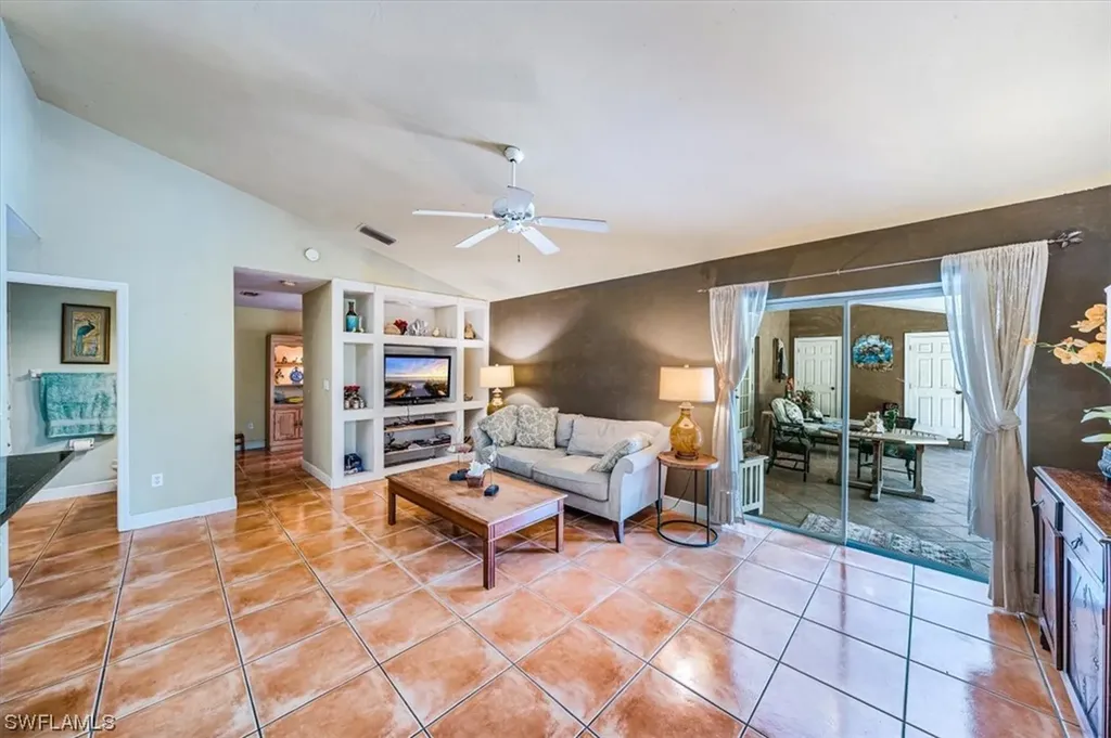 3625 3rd Avenue NW Naples FL 34120