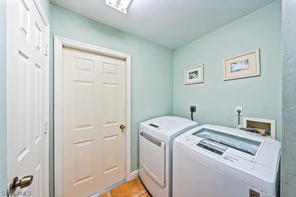 3625 3rd Avenue NW Naples FL 34120